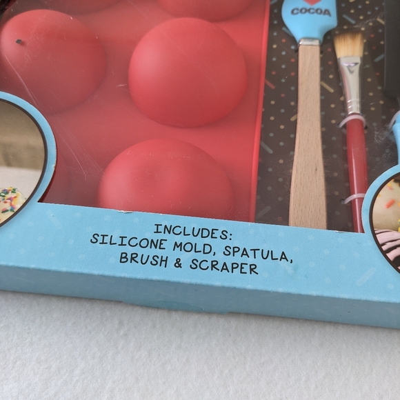 Hot Cocoa Bomb Making Kit - Picture 4 of 8